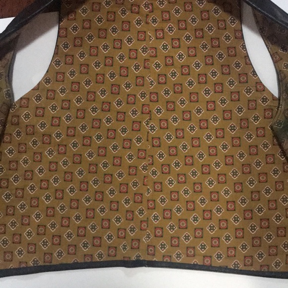 Western Black Vest Vintage measurements in pictures seems like a M - Picture 10 of 13